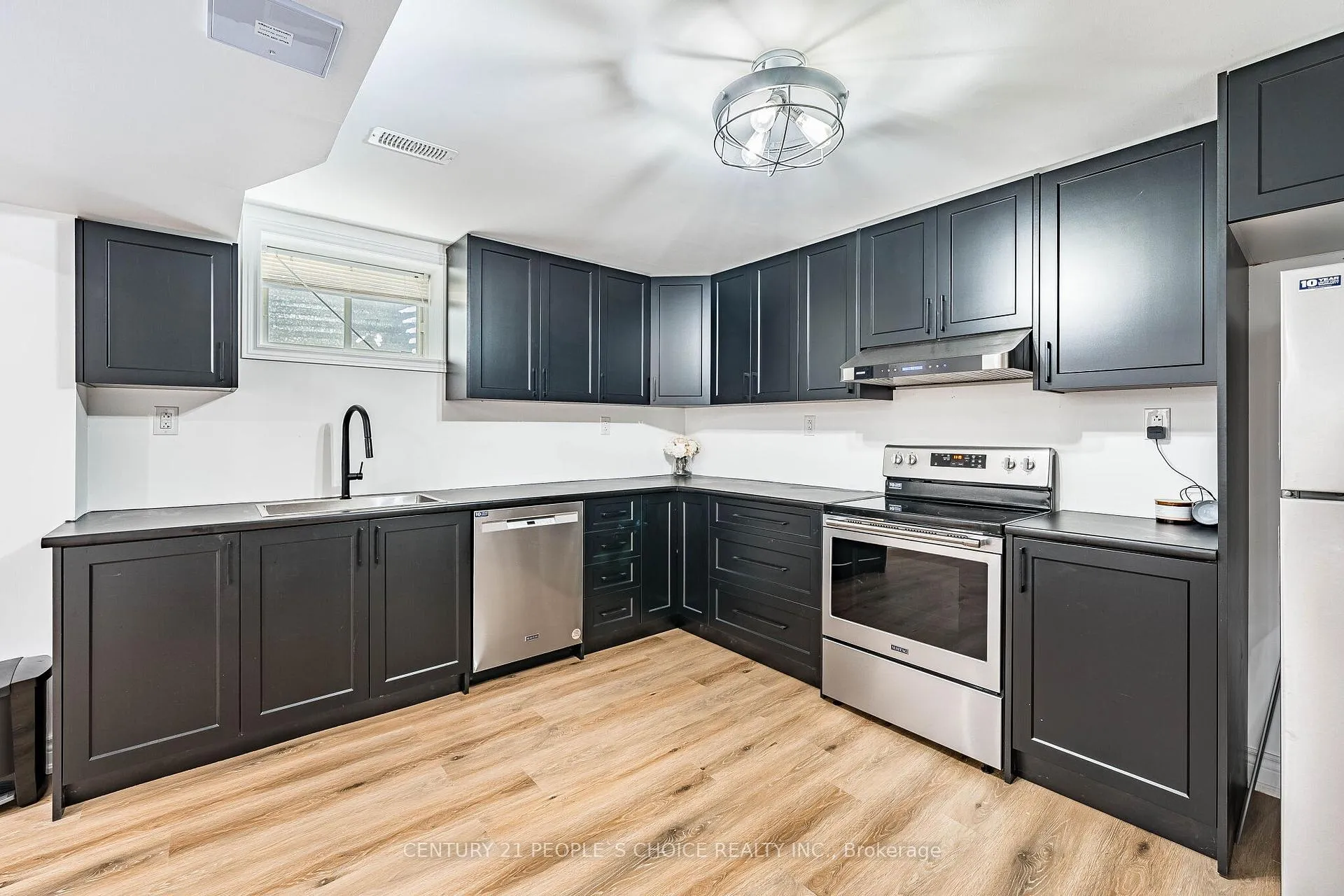 Photo 31 of 295 Locheed Drive, Hamilton, Lisgar — HOMEH