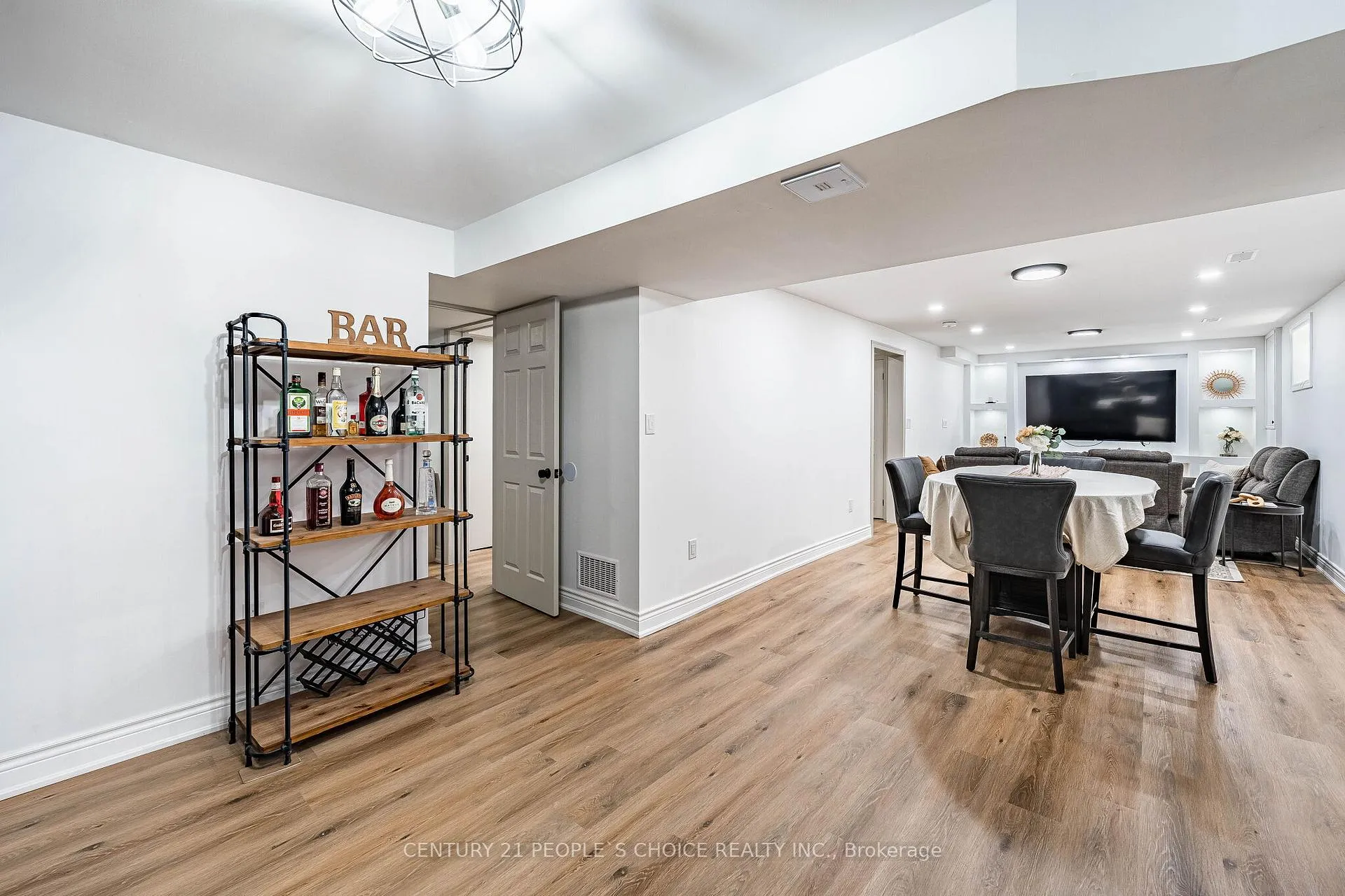 Photo 34 of 295 Locheed Drive, Hamilton, Lisgar — HOMEH