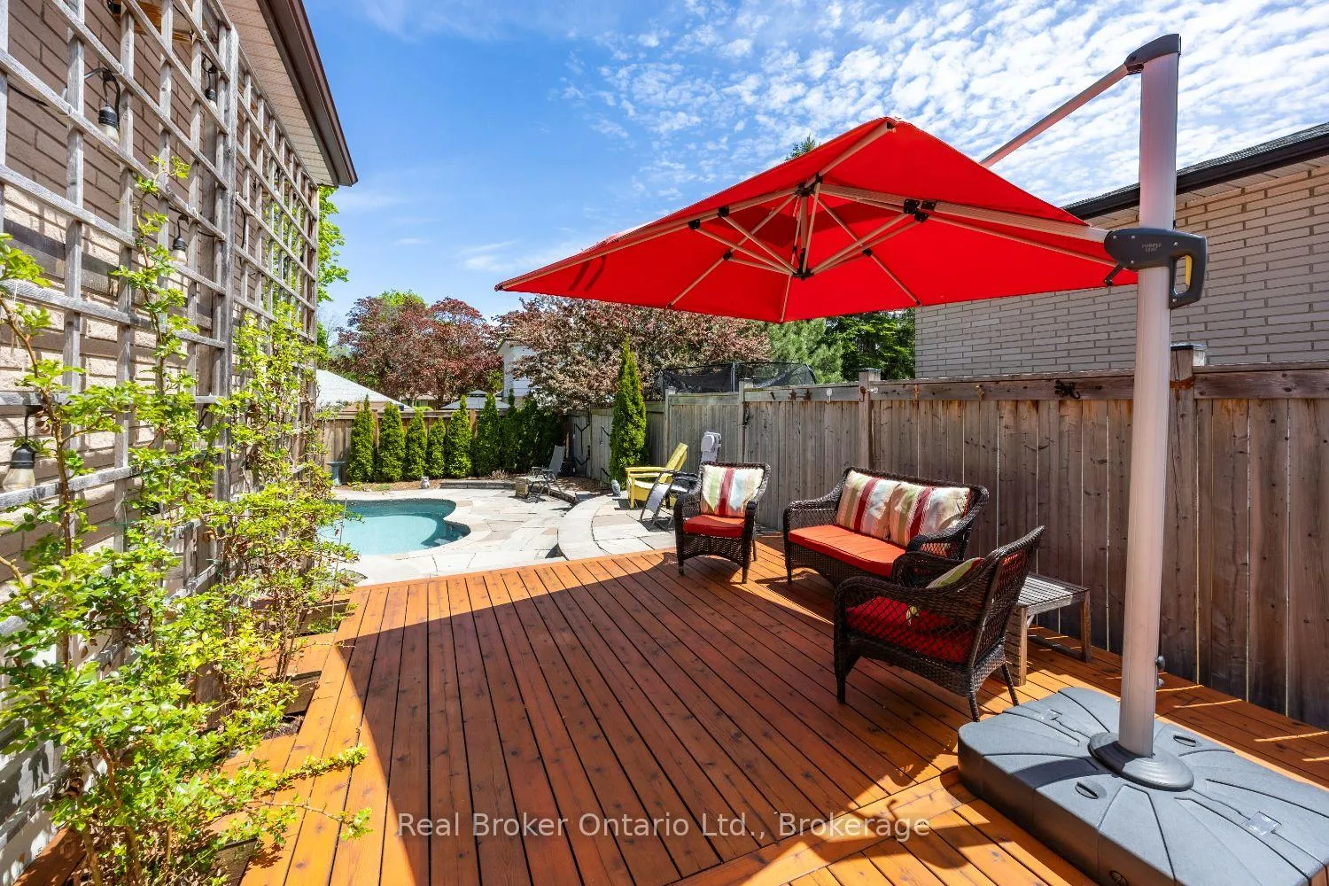 Photo 33 of 17 Strike Avenue, Clarington, Bowmanville — HOMEH