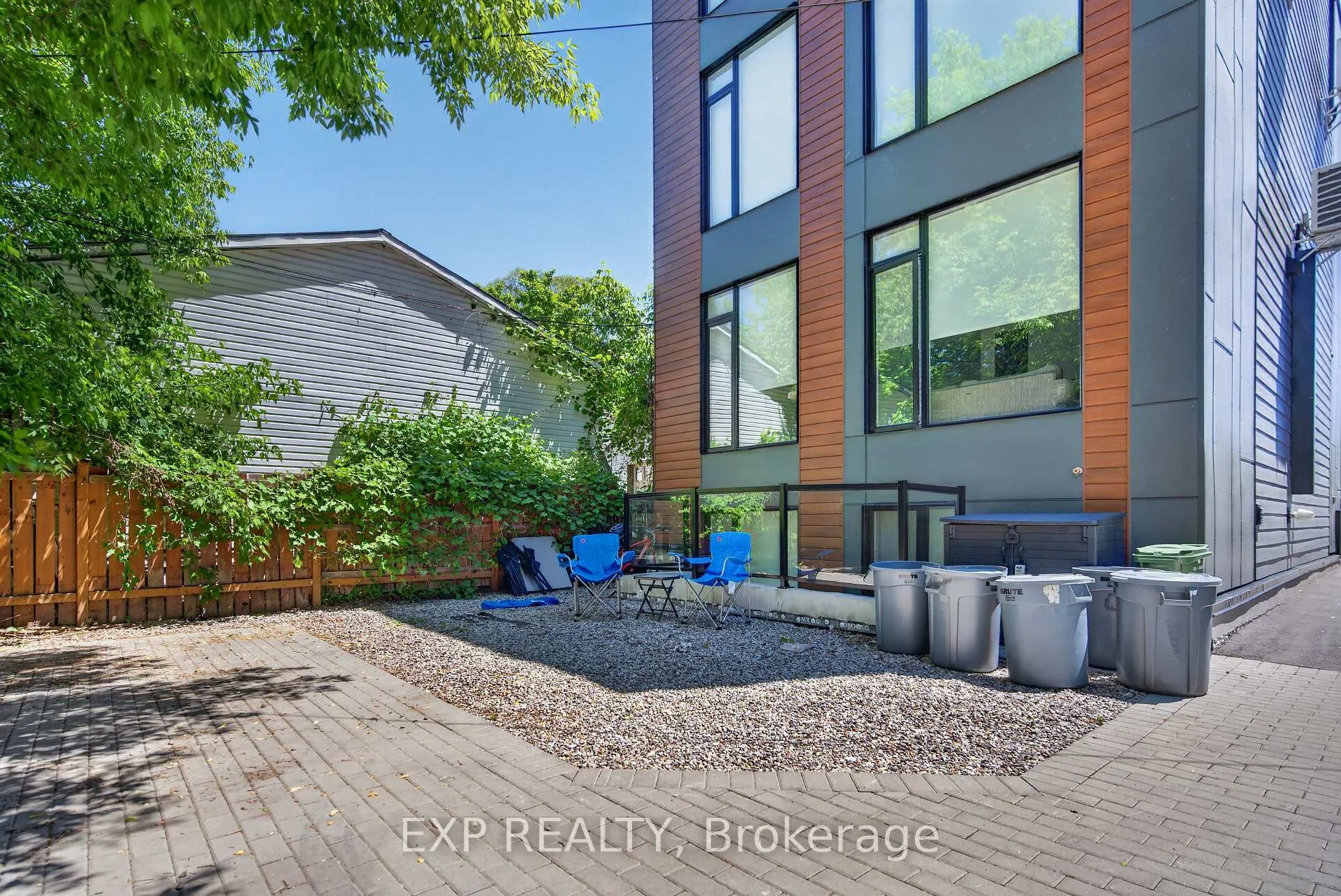 Photo 2 of 271 Duncairn Avenue, Ottawa, Westboro/Hampton Park — HOMEH