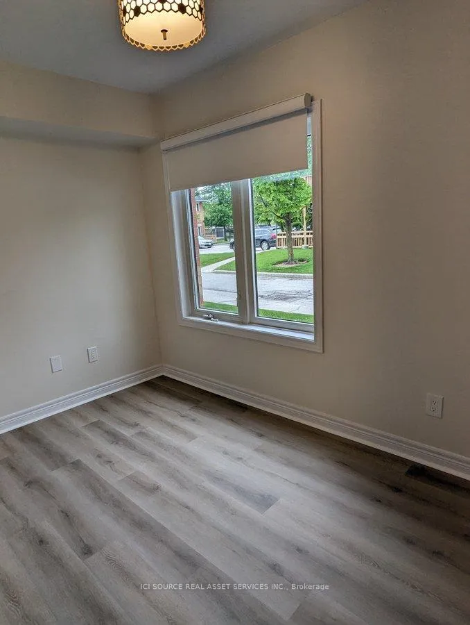 Photo 10 of Unit 901, 4140 Foxwood Drive, Burlington, Tansley — HOMEH