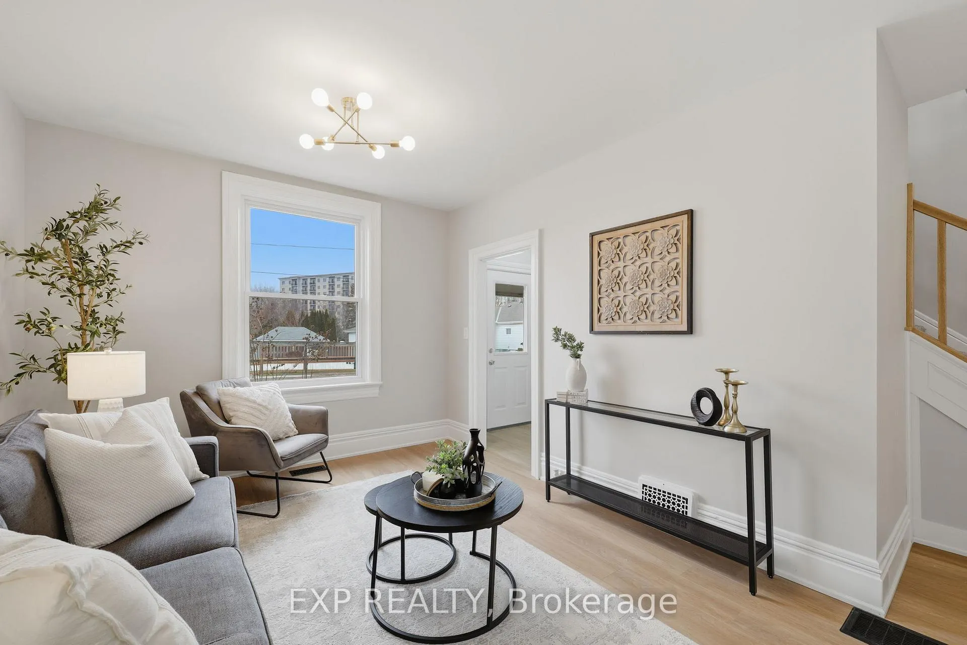 Photo 6 of 225 Ross Street, St. Thomas — HOMEH