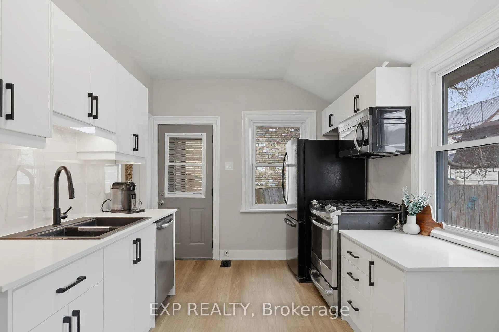 Photo 21 of 225 Ross Street, St. Thomas — HOMEH