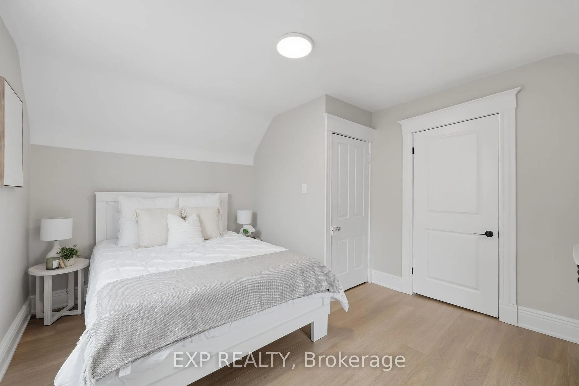 Photo 37 of 225 Ross Street, St. Thomas — HOMEH