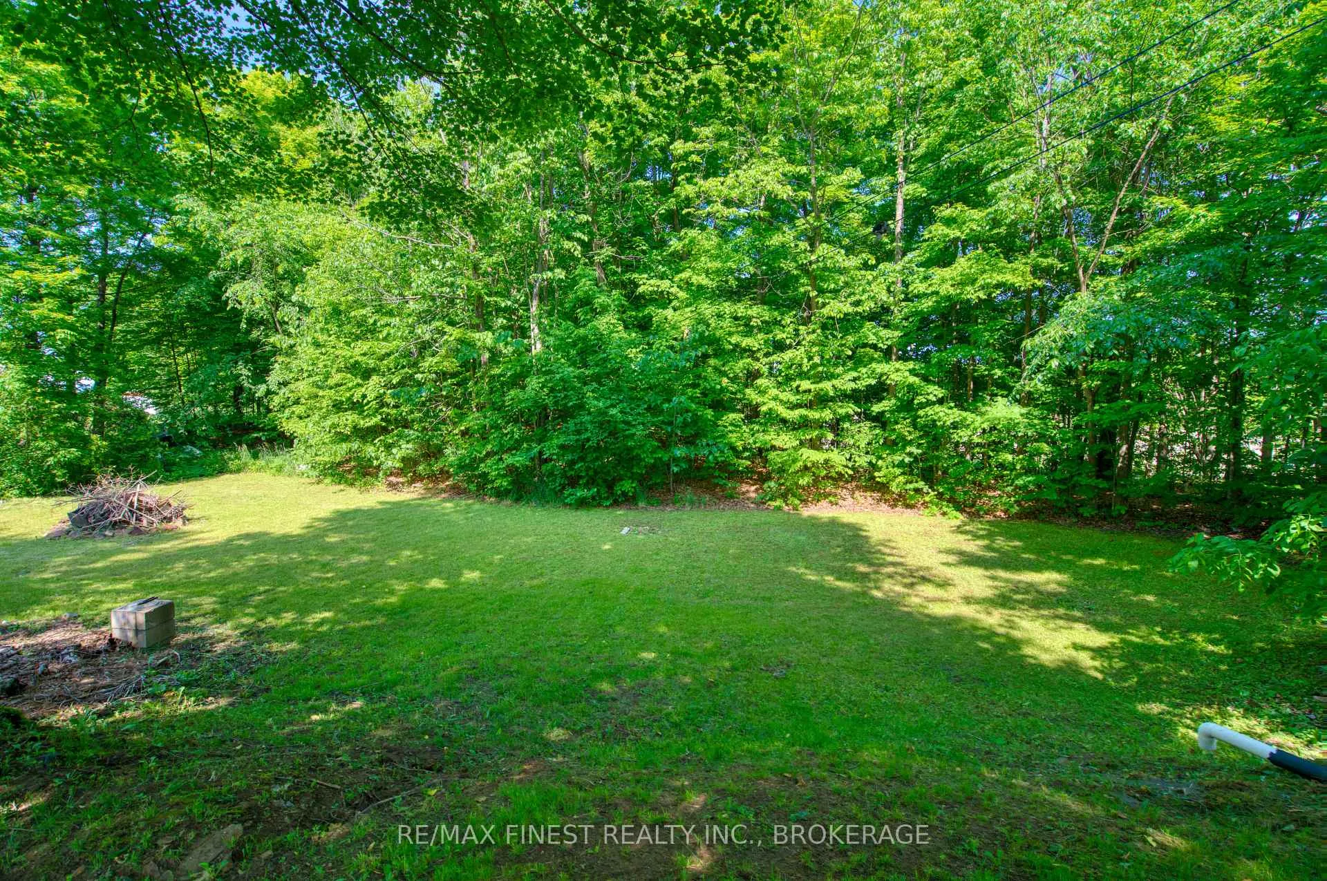 Photo 3 of 14818 County Road 38, Frontenac, Frontenac Centre — HOMEH