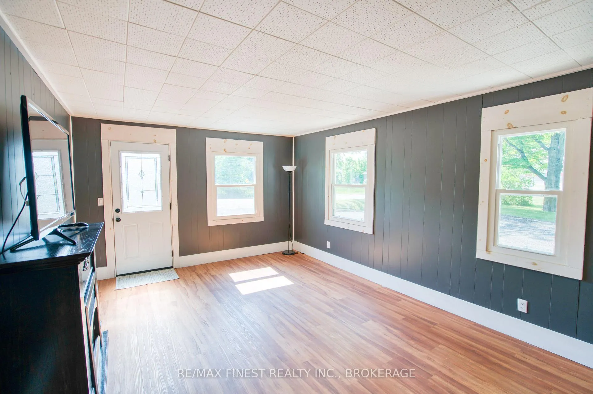 Photo 7 of 14818 County Road 38, Frontenac, Frontenac Centre — HOMEH
