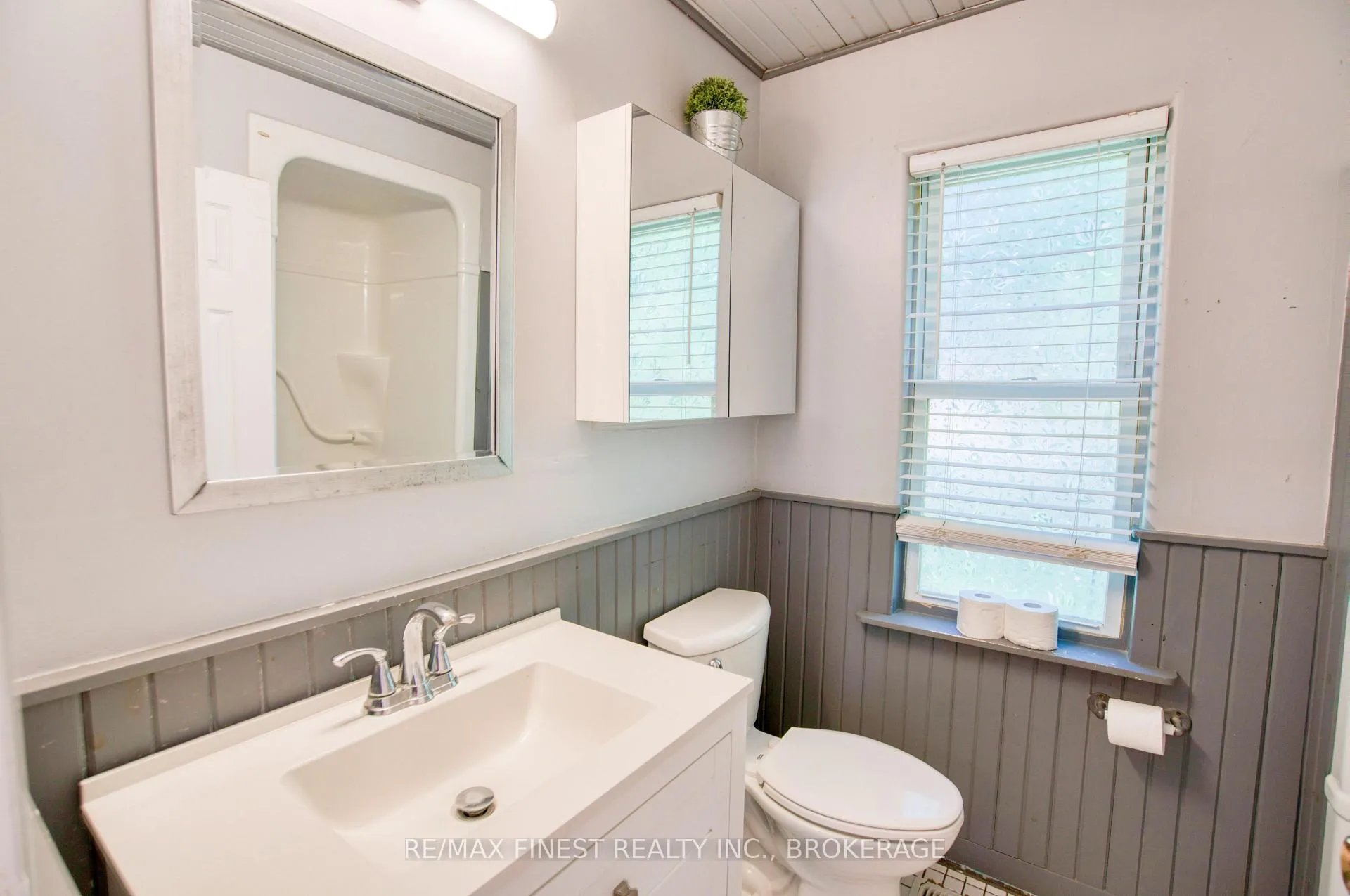 Photo 14 of 14818 County Road 38, Frontenac, Frontenac Centre — HOMEH