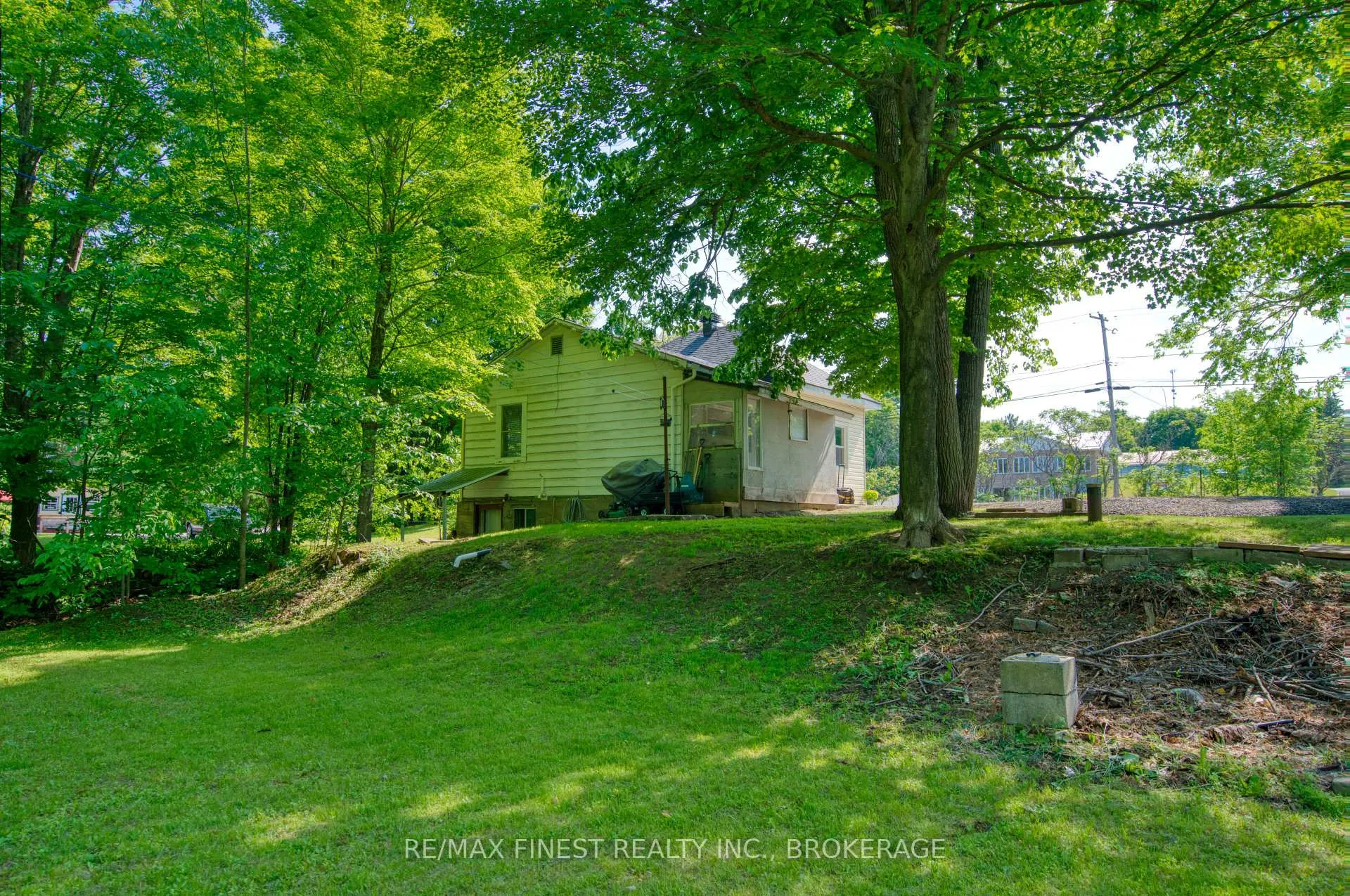 Photo 28 of 14818 County Road 38, Frontenac, Frontenac Centre — HOMEH