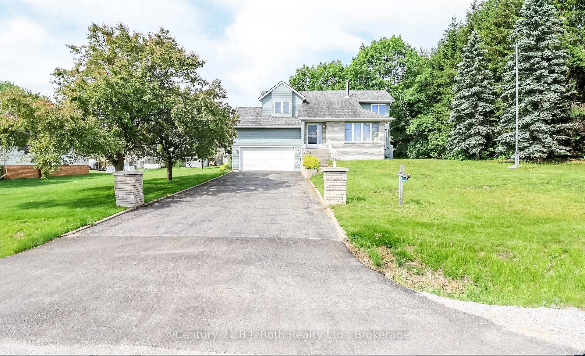 Photo 2 of 3332 Grayshott Drive, Severn, West Shore — HOMEH