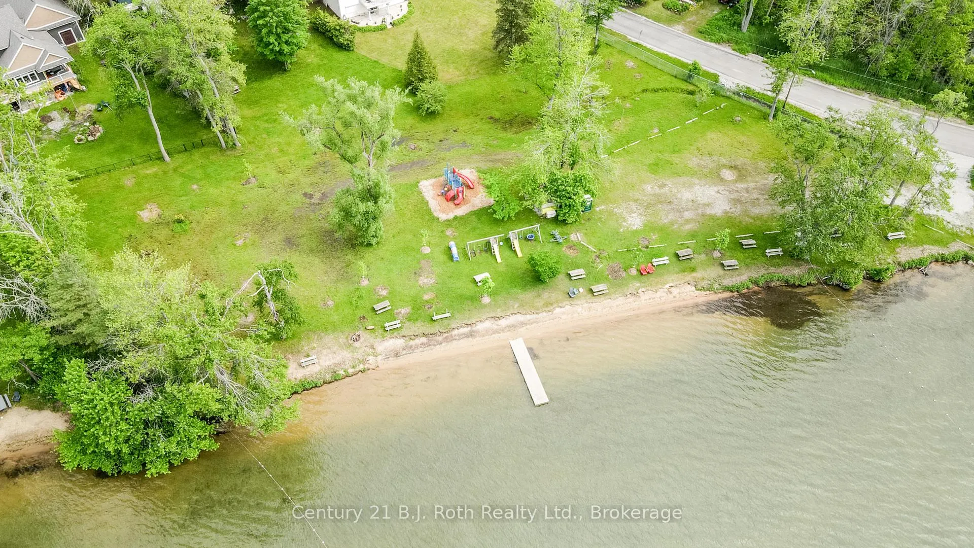Photo 3 of 3332 Grayshott Drive, Severn, West Shore — HOMEH