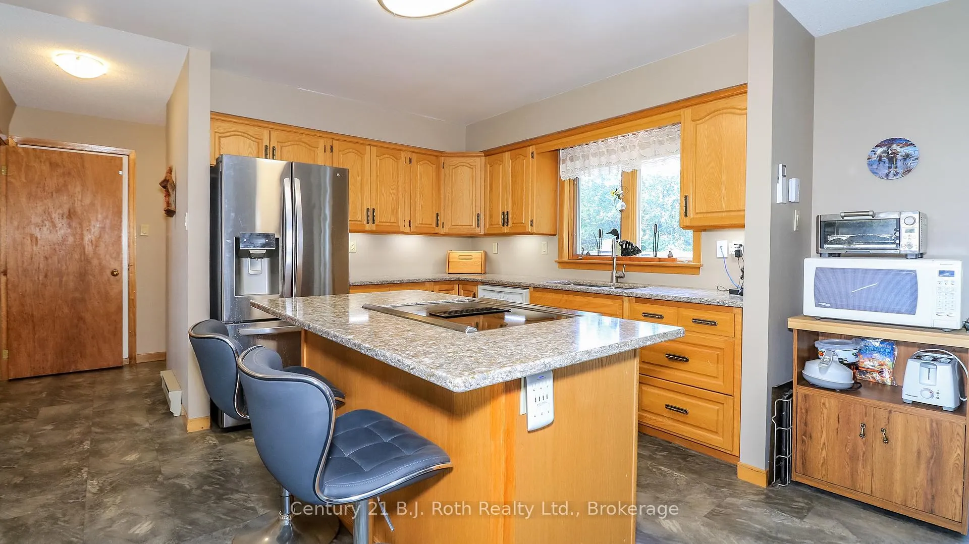 Photo 8 of 3332 Grayshott Drive, Severn, West Shore — HOMEH
