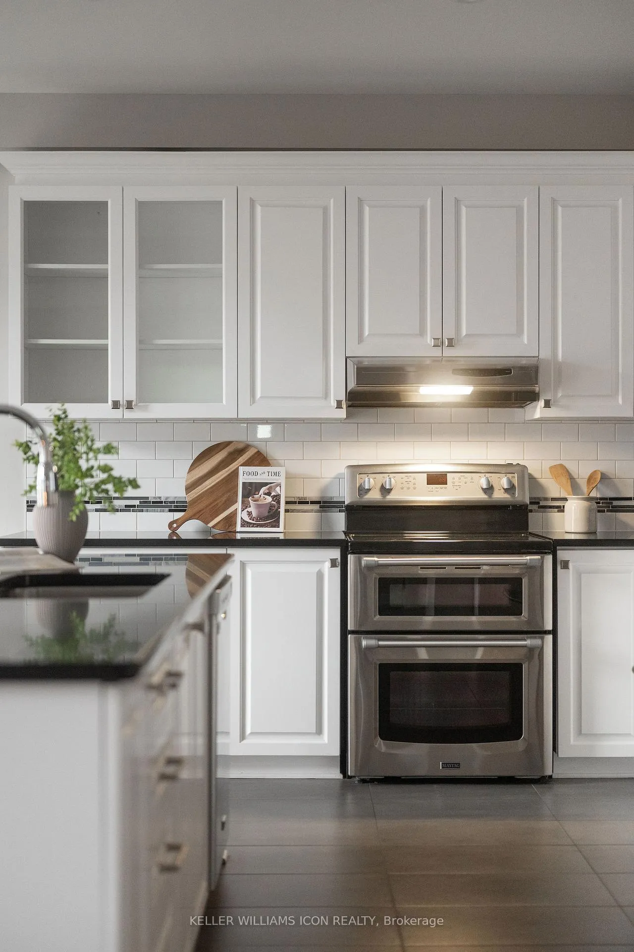 Photo 36 of 3379 Woodroffe Avenue, Ottawa, Barrhaven - Strandherd — HOMEH