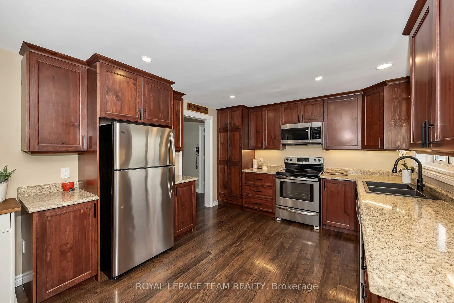 Photo 9 of 3217 Woodkilton Road, Ottawa, Dunrobin — HOMEH