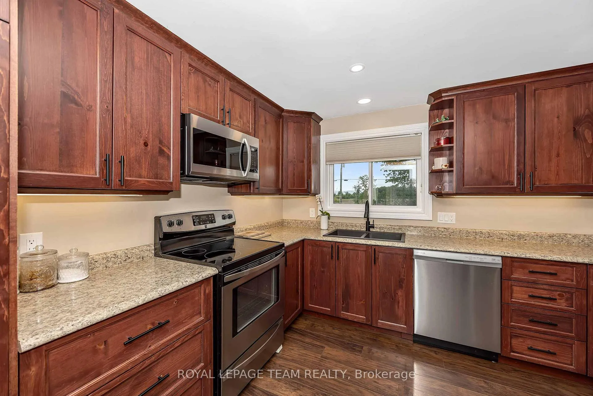 Photo 12 of 3217 Woodkilton Road, Ottawa, Dunrobin — HOMEH