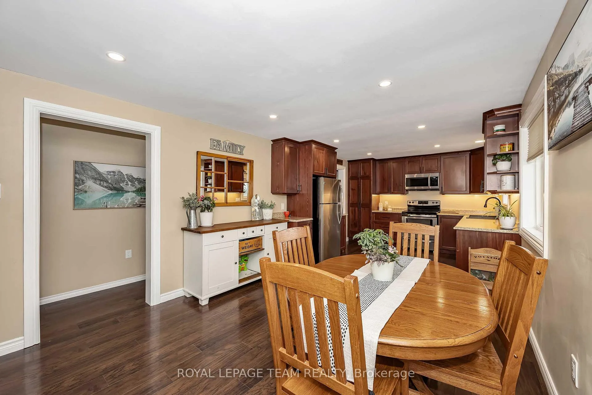 Photo 13 of 3217 Woodkilton Road, Ottawa, Dunrobin — HOMEH