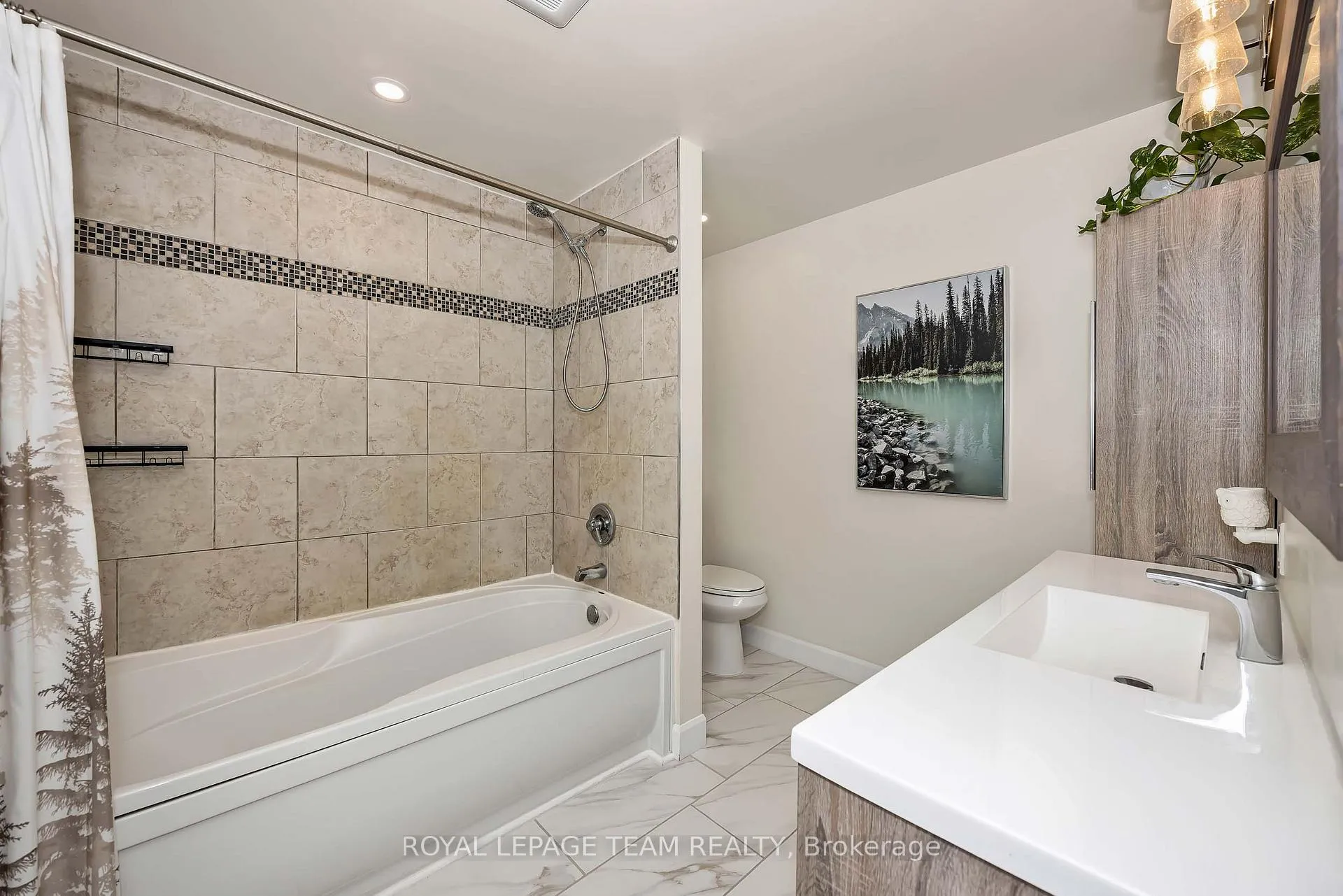 Photo 24 of 3217 Woodkilton Road, Ottawa, Dunrobin — HOMEH