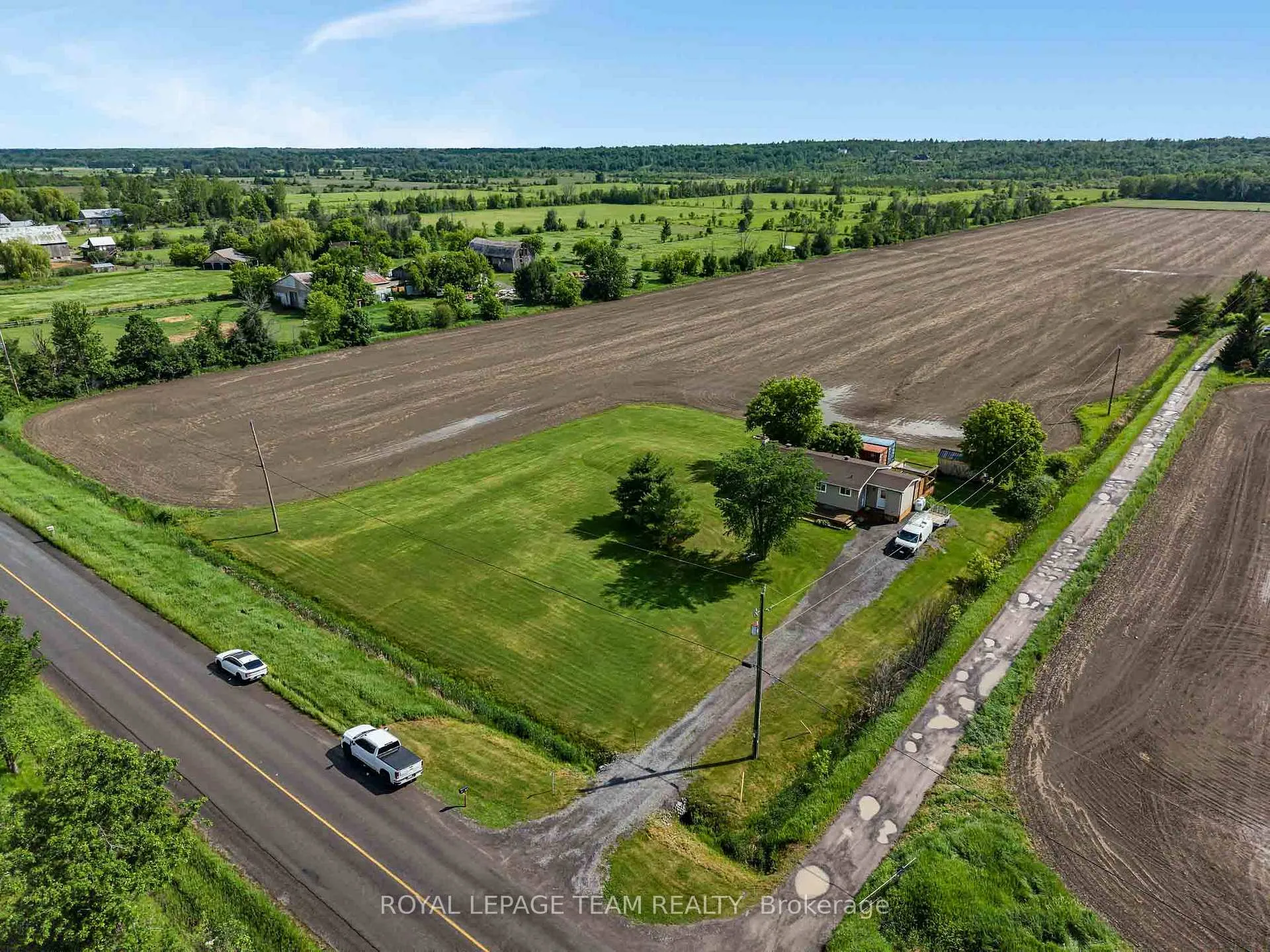 Photo 47 of 3217 Woodkilton Road, Ottawa, Dunrobin — HOMEH
