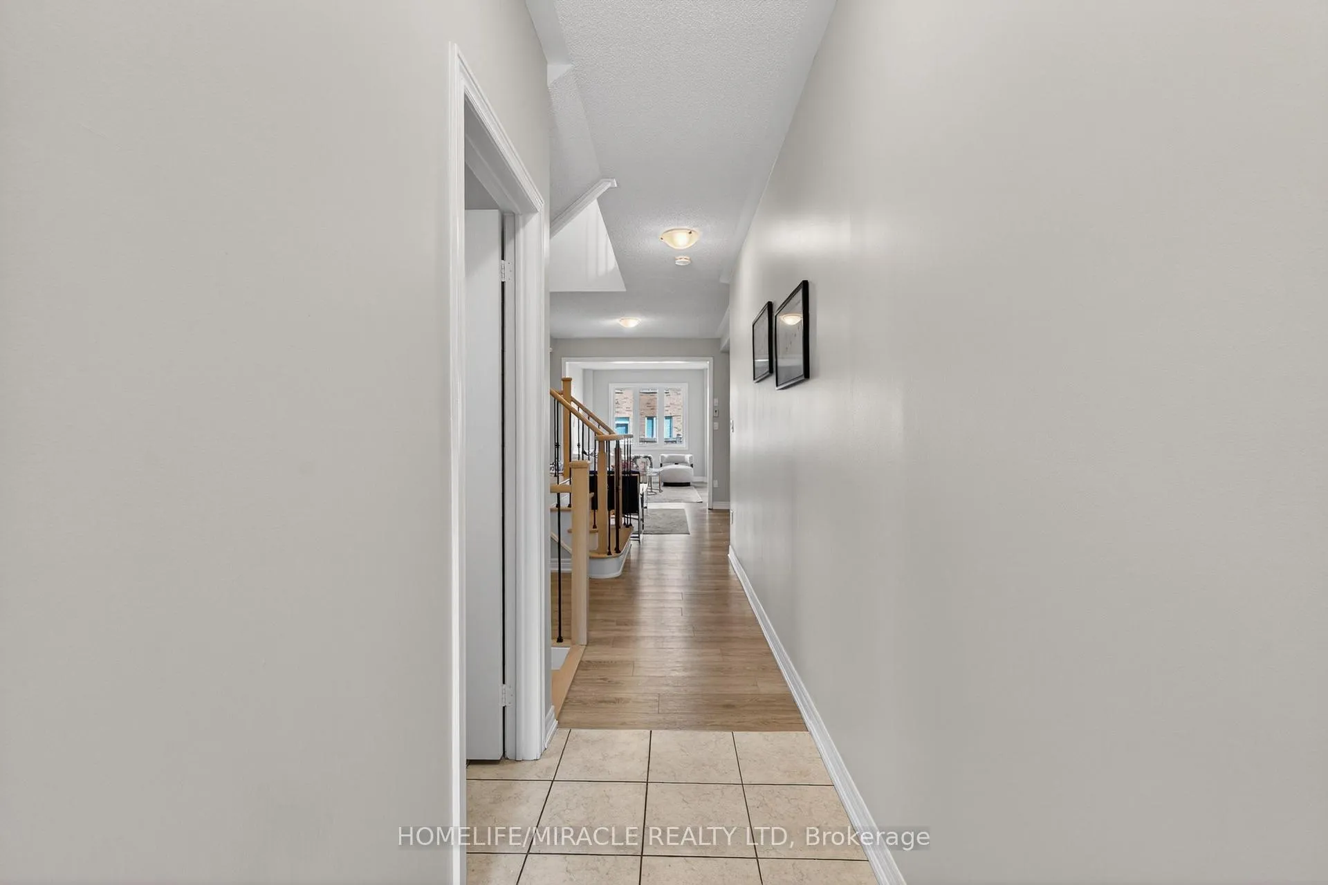 Photo 4 of 39 Matthew Harrison Street, Brampton, Bram East — HOMEH