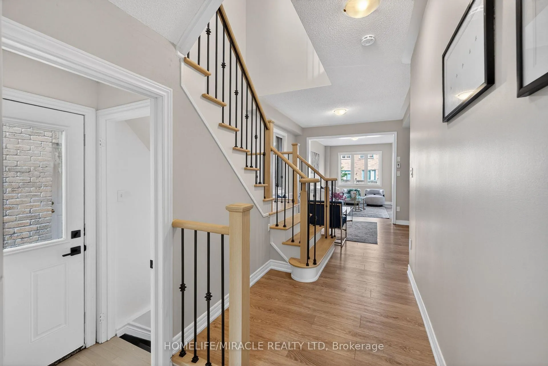 Photo 6 of 39 Matthew Harrison Street, Brampton, Bram East — HOMEH