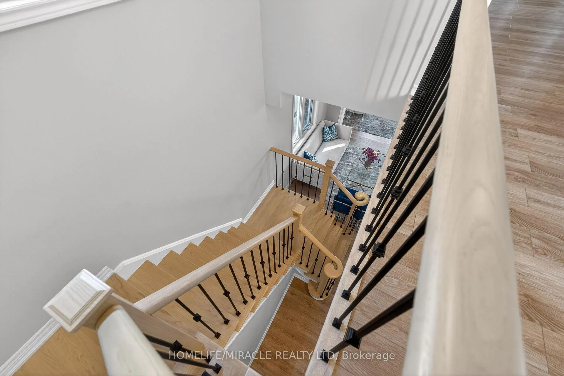 Photo 28 of 39 Matthew Harrison Street, Brampton, Bram East — HOMEH