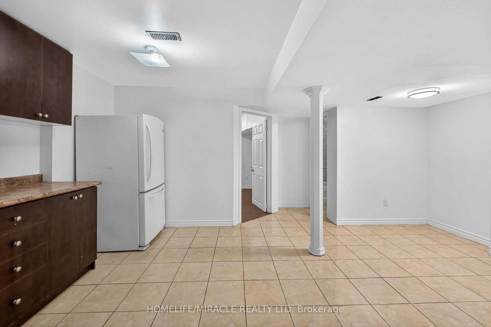 Photo 35 of 39 Matthew Harrison Street, Brampton, Bram East — HOMEH