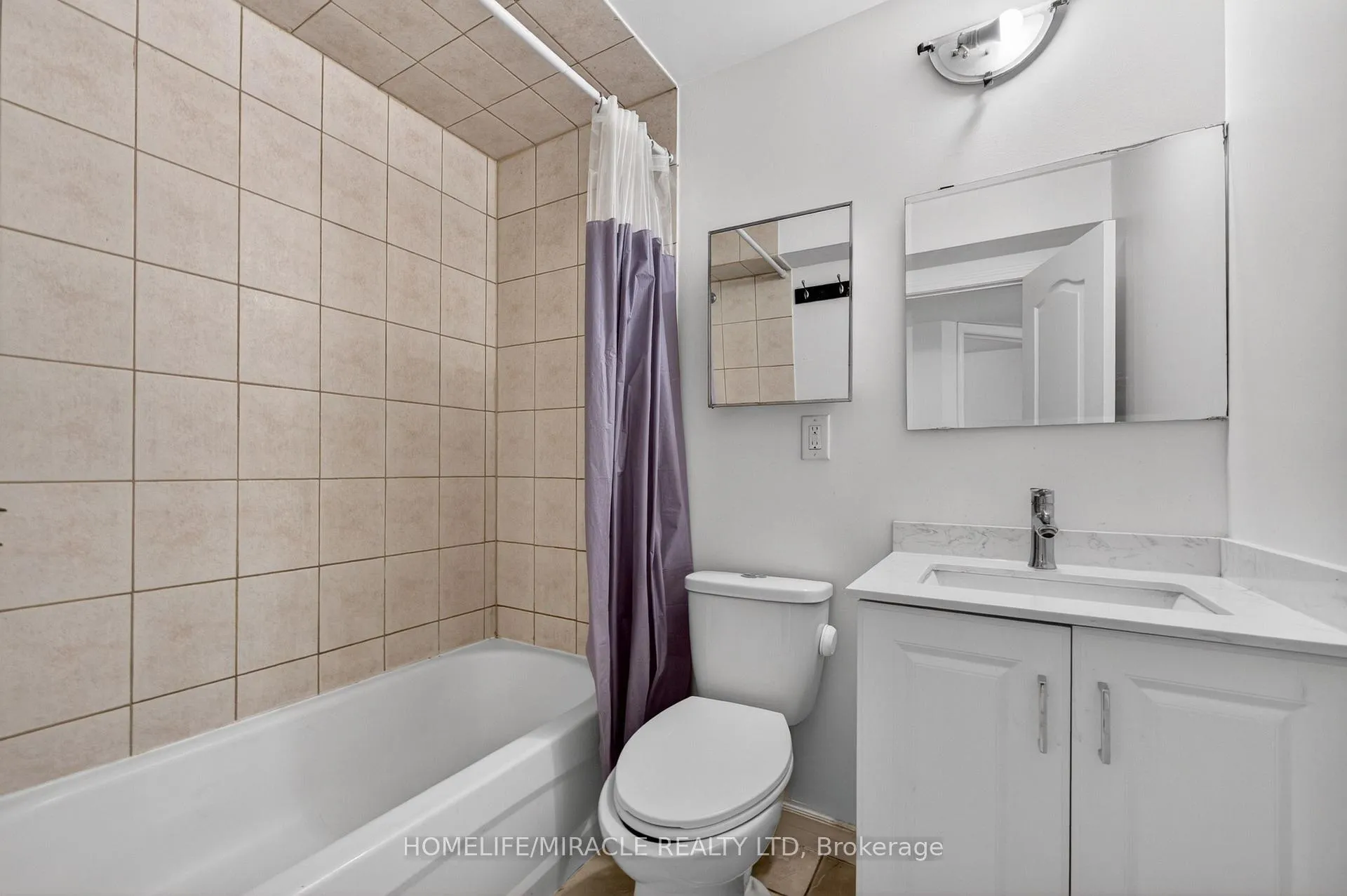Photo 36 of 39 Matthew Harrison Street, Brampton, Bram East — HOMEH