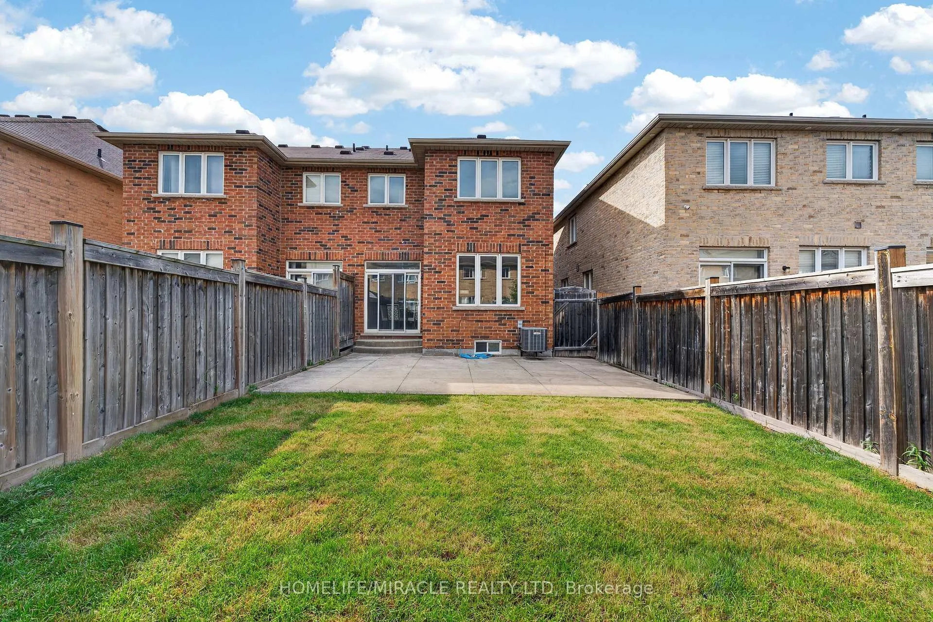 Photo 37 of 39 Matthew Harrison Street, Brampton, Bram East — HOMEH