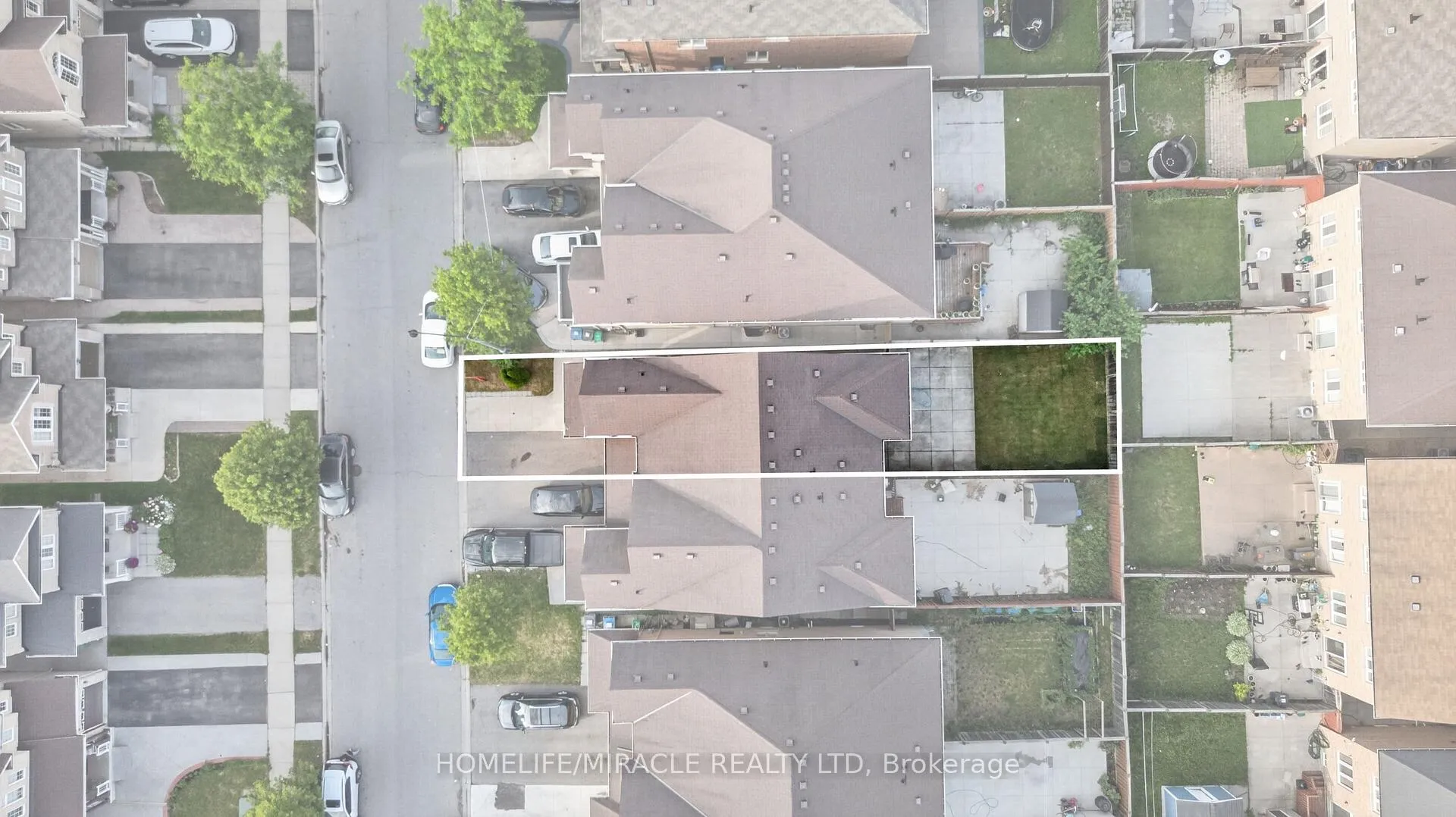 Photo 38 of 39 Matthew Harrison Street, Brampton, Bram East — HOMEH