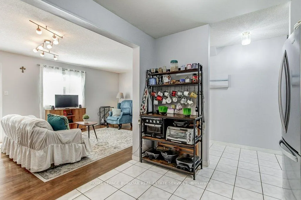 Photo 9 of Unit 5, 40 Braemar Avenue, Haldimand — HOMEH