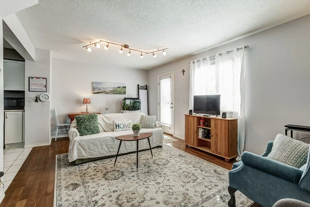 Photo 11 of Unit 5, 40 Braemar Avenue, Haldimand — HOMEH