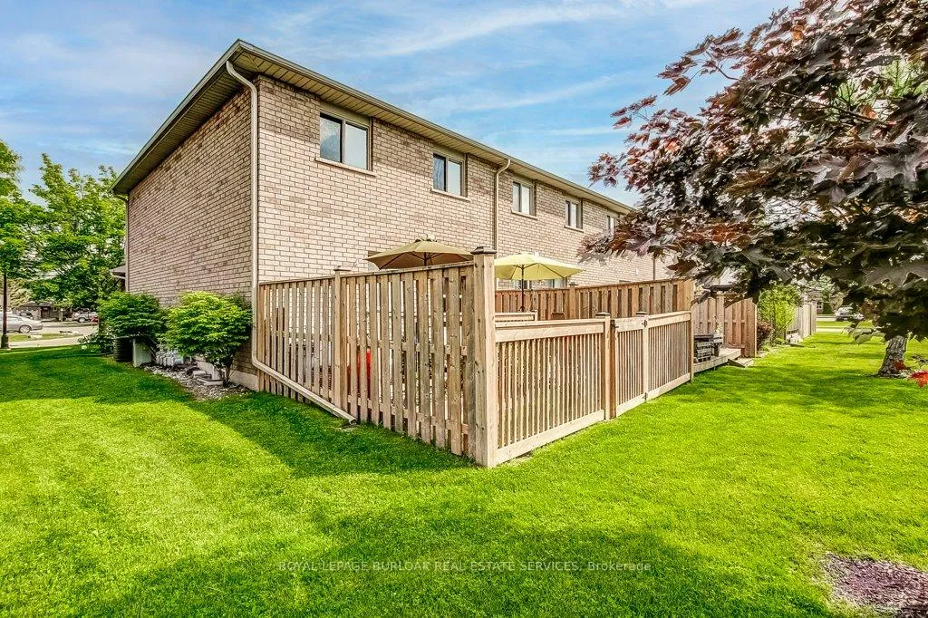 Photo 35 of Unit 5, 40 Braemar Avenue, Haldimand — HOMEH