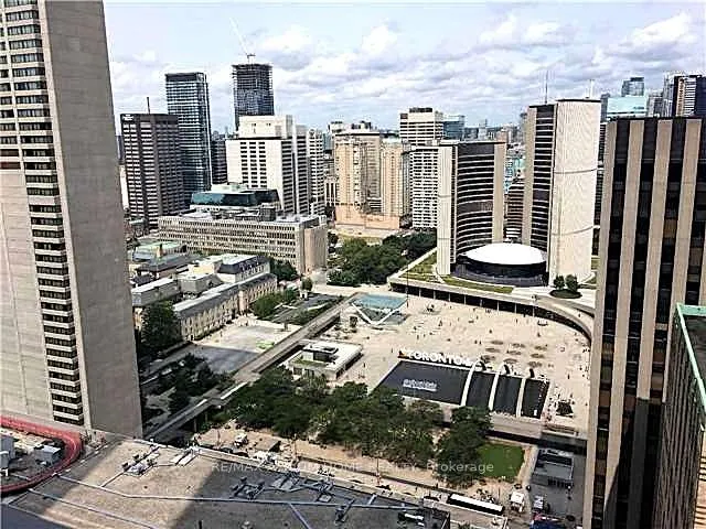 Photo 12 of Unit 3002, 70 Temperance Street, Toronto, Bay Street Corridor — HOMEH