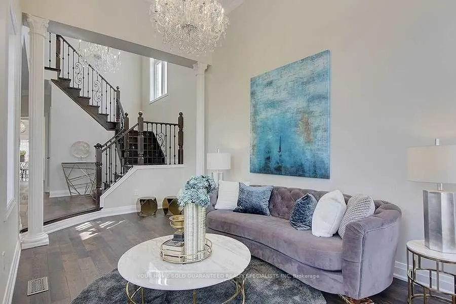 Photo 4 of 15 Ashgrove Road, Markham, Milliken Mills East — HOMEH