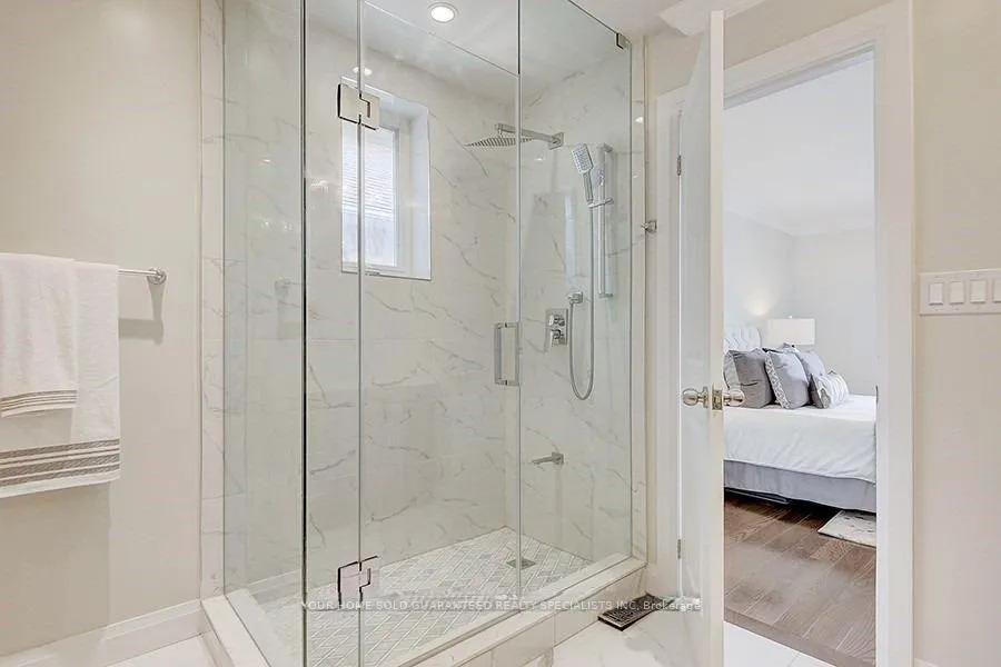Photo 26 of 15 Ashgrove Road, Markham, Milliken Mills East — HOMEH