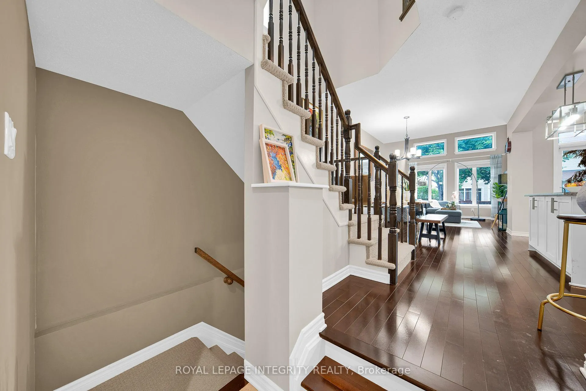 Photo 5 of 25 Madelon Drive, Ottawa, Barrhaven - Longfields — HOMEH