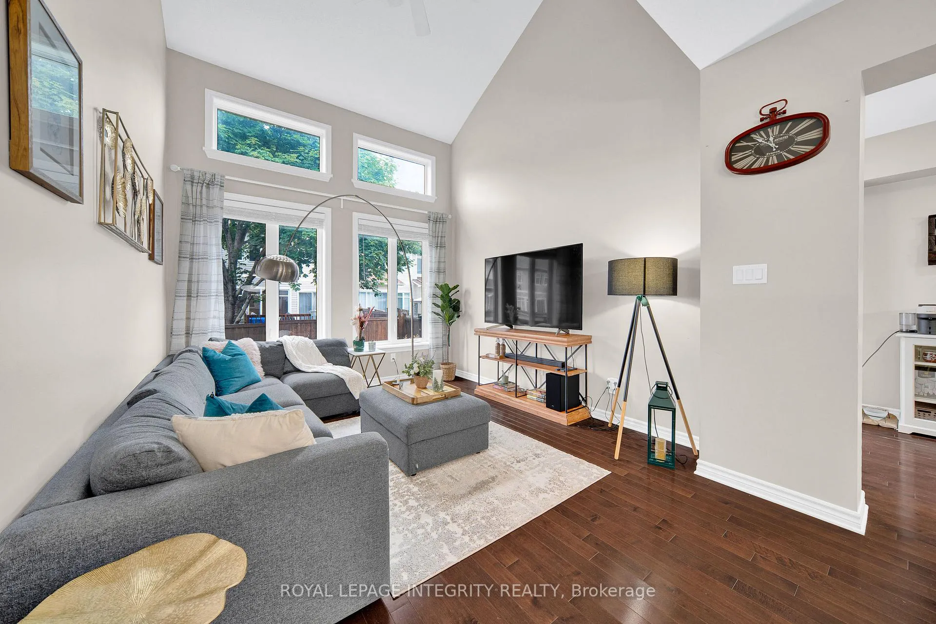 Photo 9 of 25 Madelon Drive, Ottawa, Barrhaven - Longfields — HOMEH