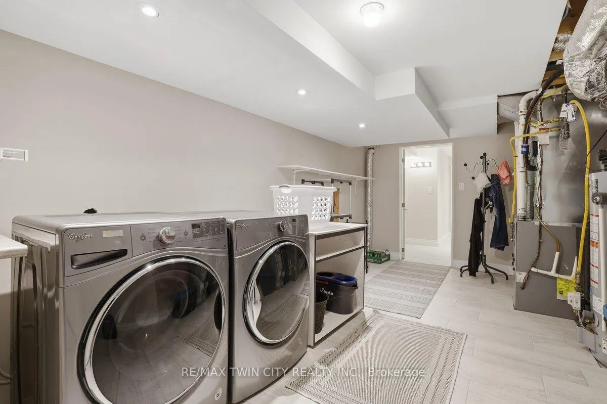 Photo 36 of 550 Brittania Crescent, Kitchener — HOMEH