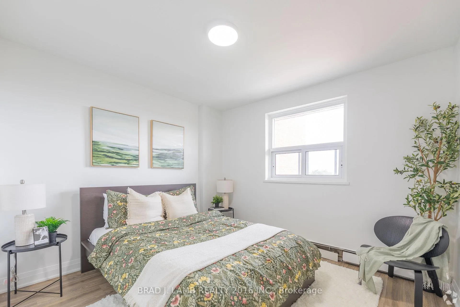 Photo 5 of Unit 304, 718 Lawrence Road E, Hamilton, Rosedale — HOMEH