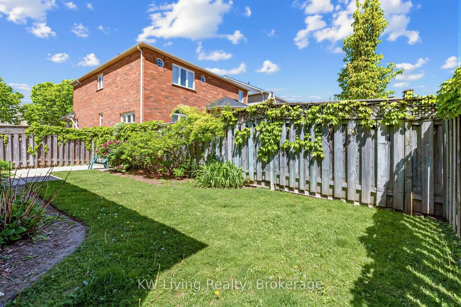 Photo 34 of 41 Manorwood Drive, Markham, Berczy — HOMEH