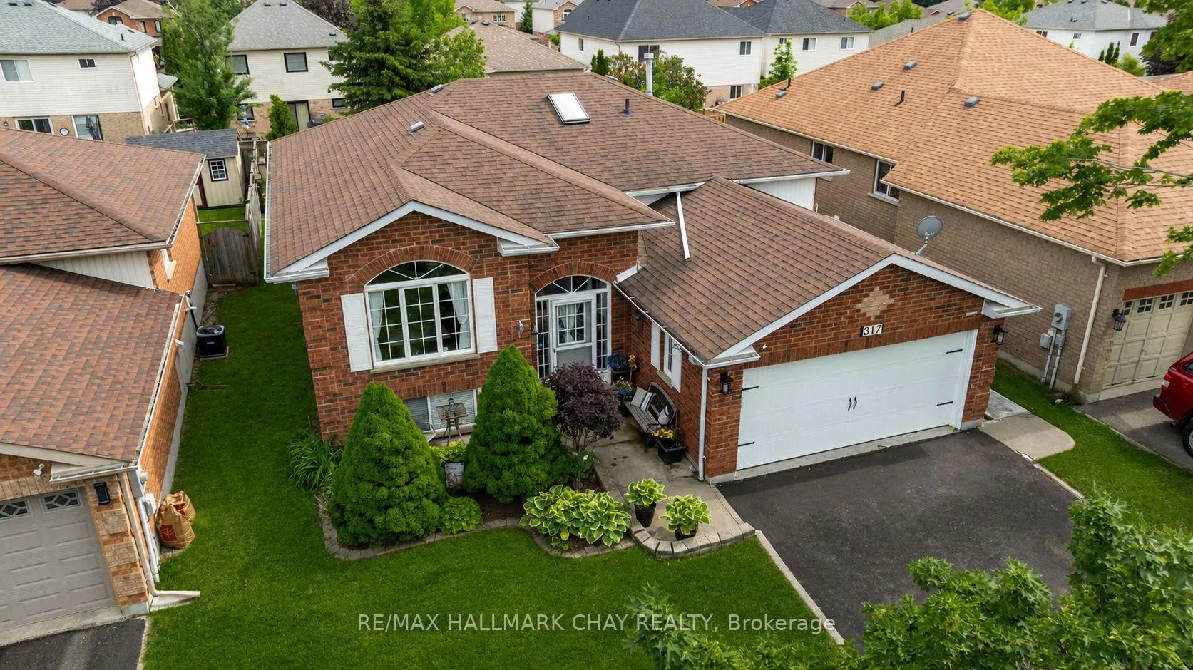 Photo 32 of 317 Harvie Road, Barrie, Holly — HOMEH
