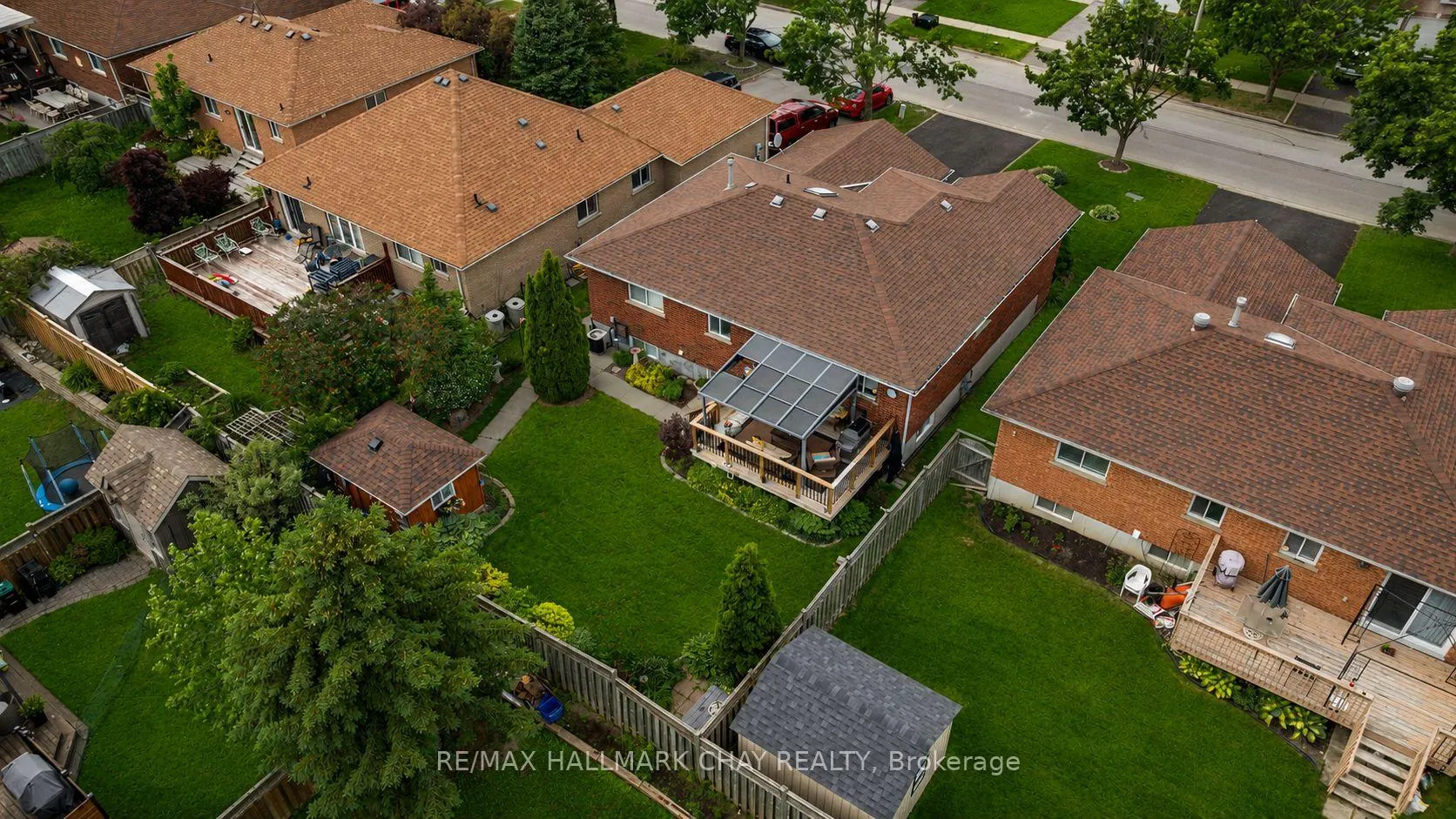 Photo 34 of 317 Harvie Road, Barrie, Holly — HOMEH
