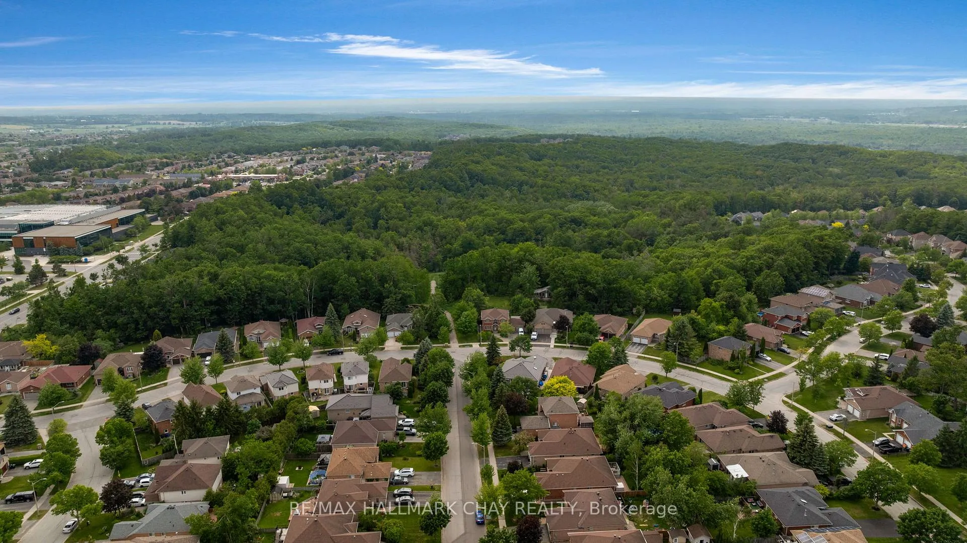 Photo 42 of 317 Harvie Road, Barrie, Holly — HOMEH
