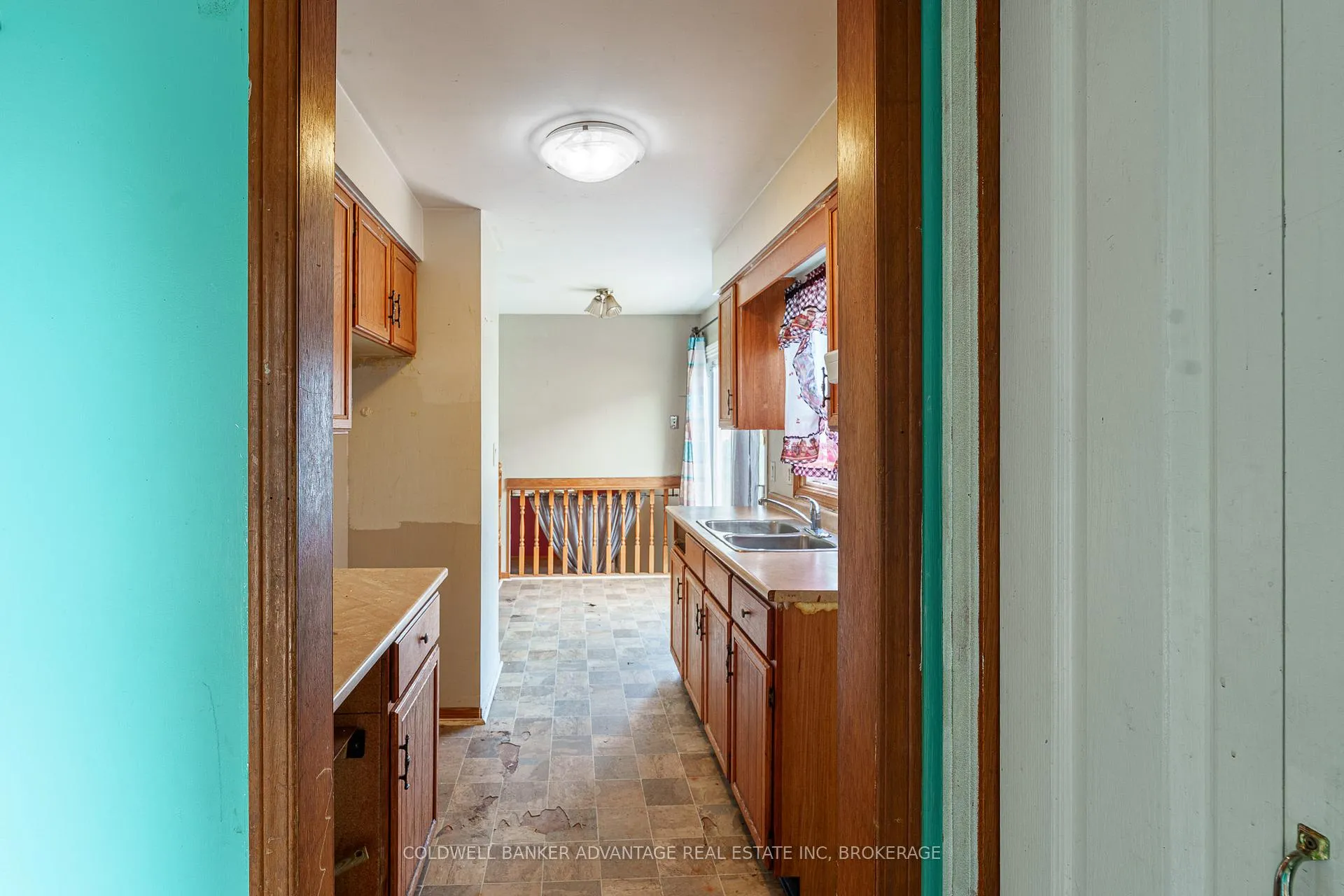 Photo 5 of 86 Autumn Place, St. Catharines, Secord Woods — HOMEH