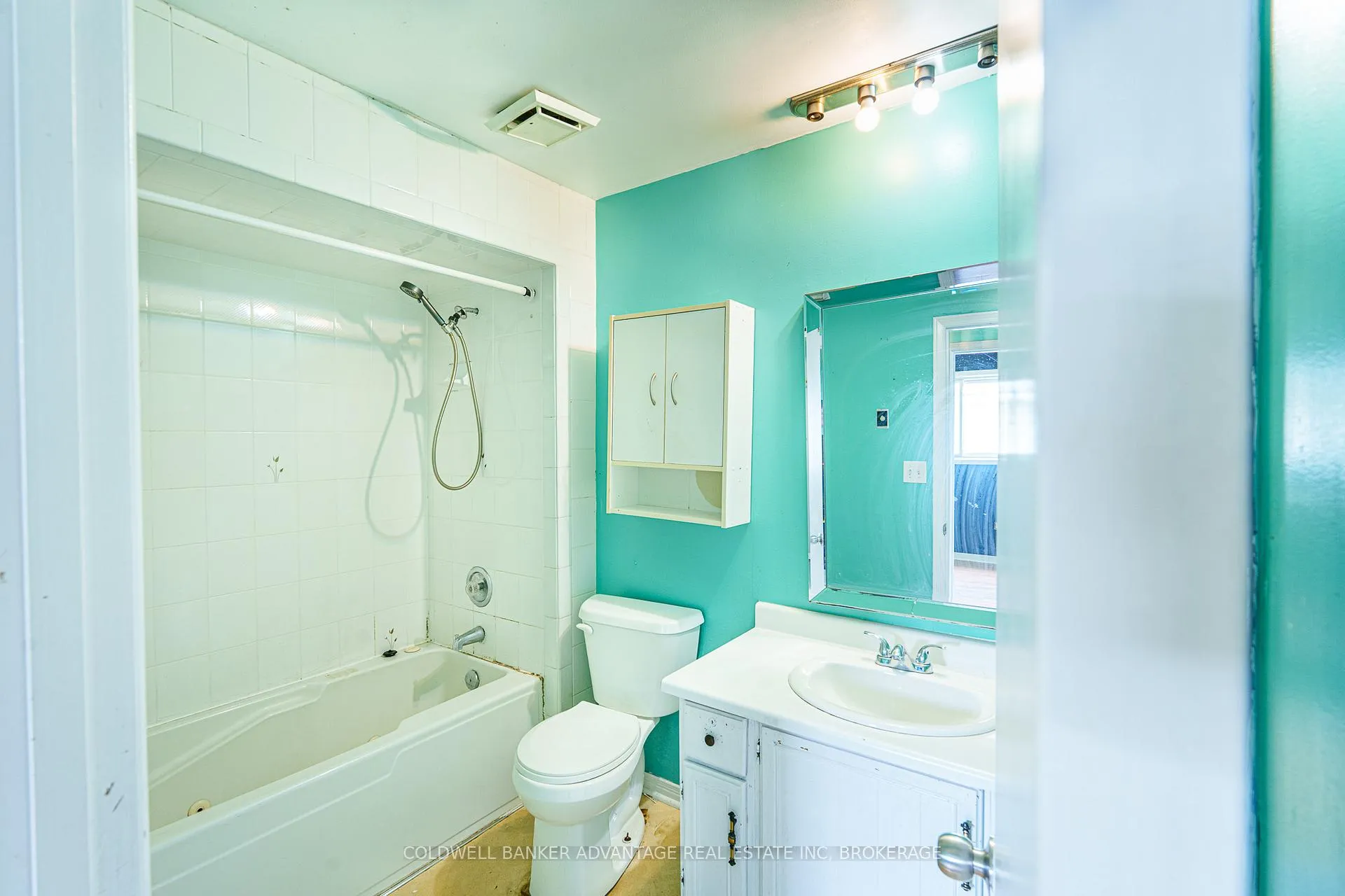 Photo 10 of 86 Autumn Place, St. Catharines, Secord Woods — HOMEH