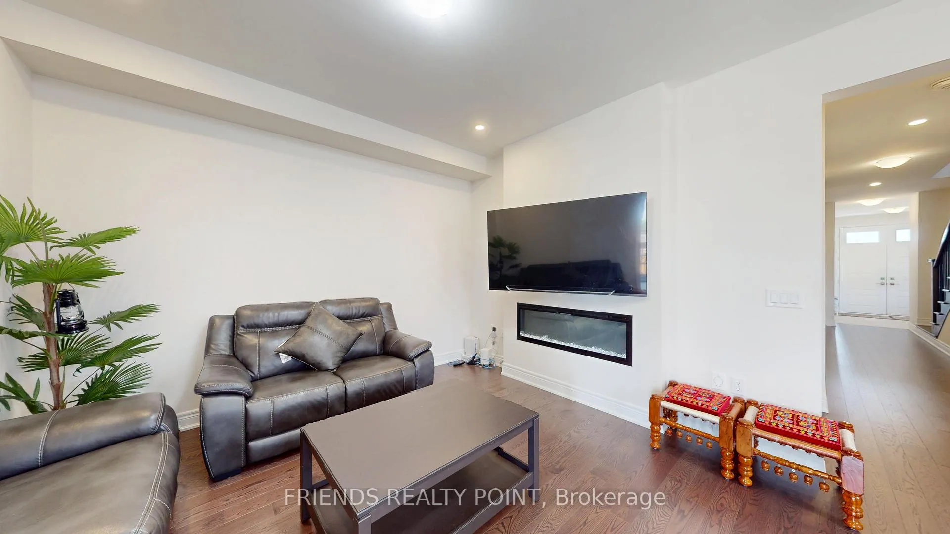 Photo 7 of 9 Falby Road, Brampton, Bram East — HOMEH