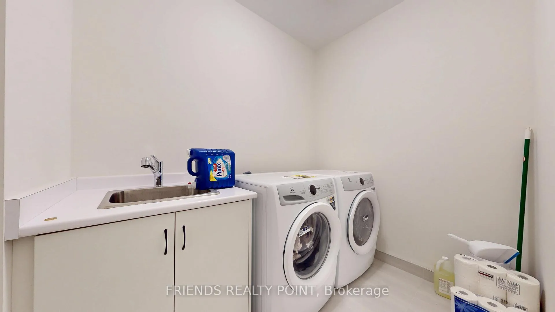 Photo 21 of 9 Falby Road, Brampton, Bram East — HOMEH