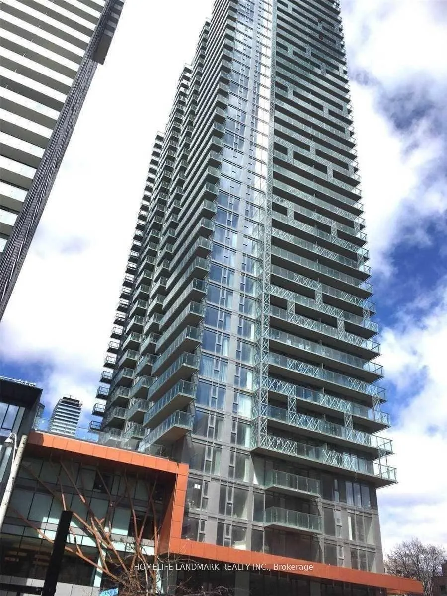 Photo of Unit 1710, 50 Wellesley Street E