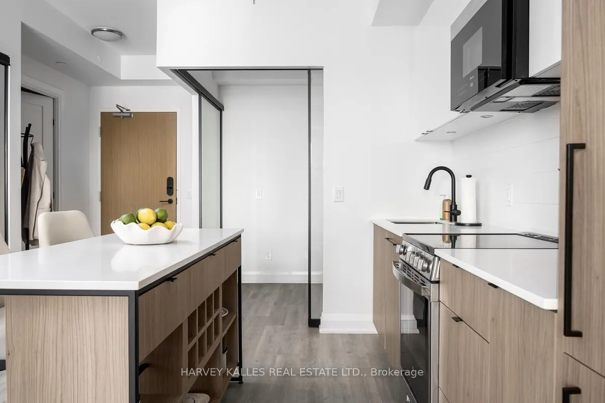 Photo 10 of Unit 710, 2369 Danforth Avenue, Toronto, East End-Danforth — HOMEH