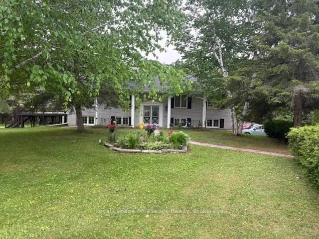 Photo 1 of Unit B, 9 Mackenzie Road, Quinte West, Sidney Ward — HOMEH