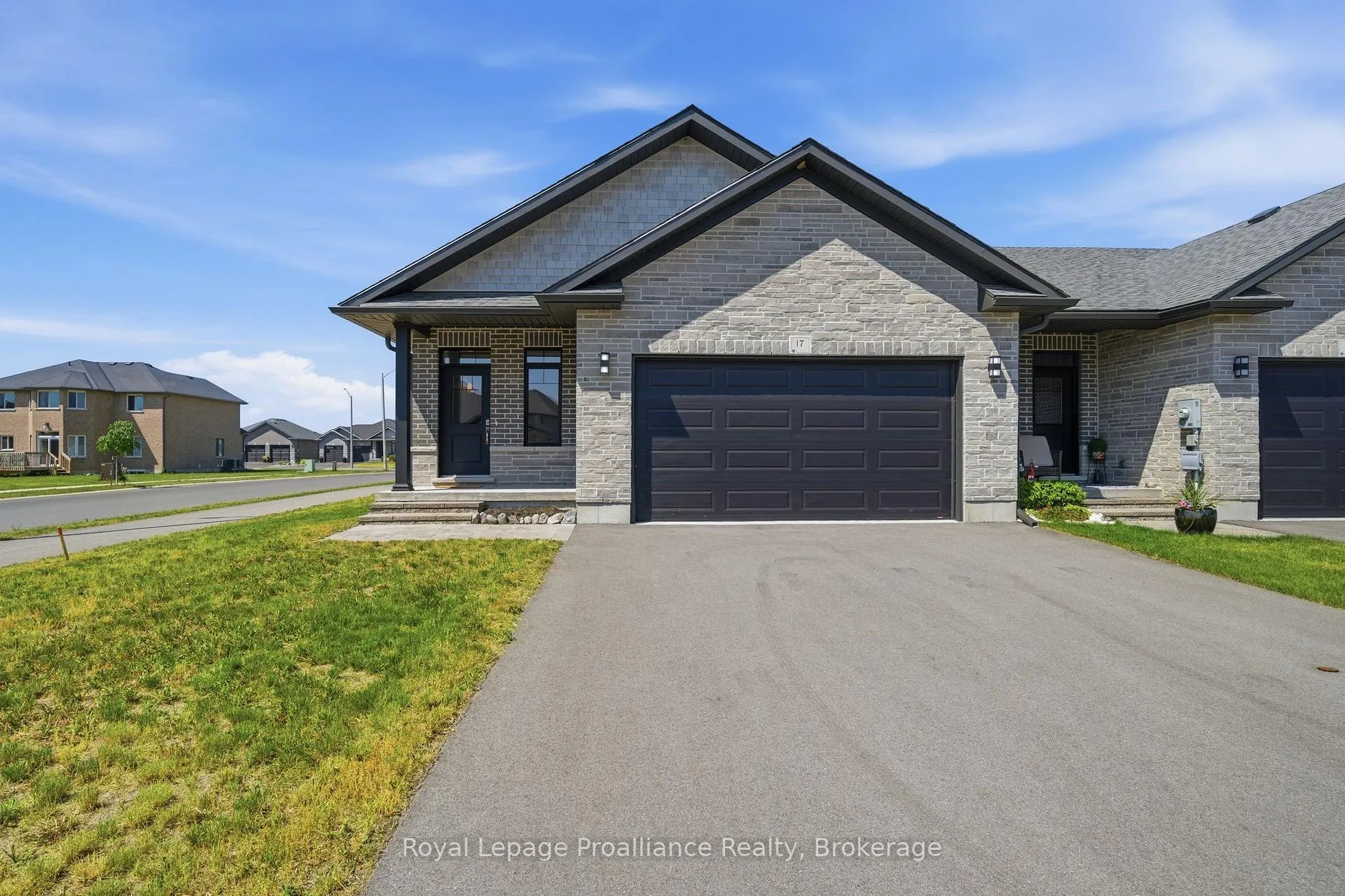 Photo 1 of 17 Raycroft Drive, Belleville, Thurlow Ward — HOMEH